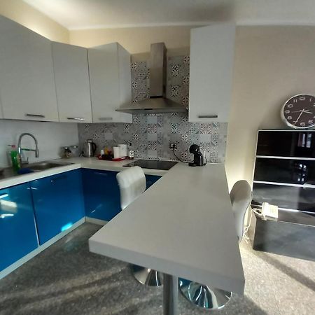 Bluesky Apartment - Third Floor 贾迪尼-纳克索斯 外观 照片